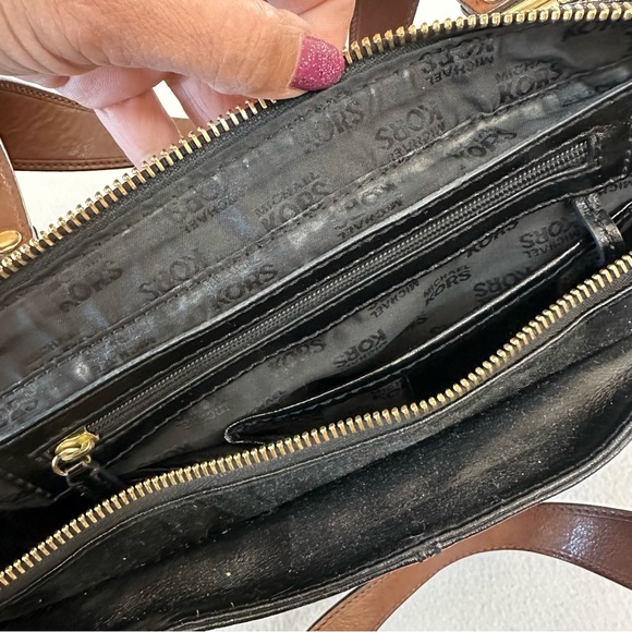 Authentic Michael Kors Leather Handbag - Picture 9 of 13